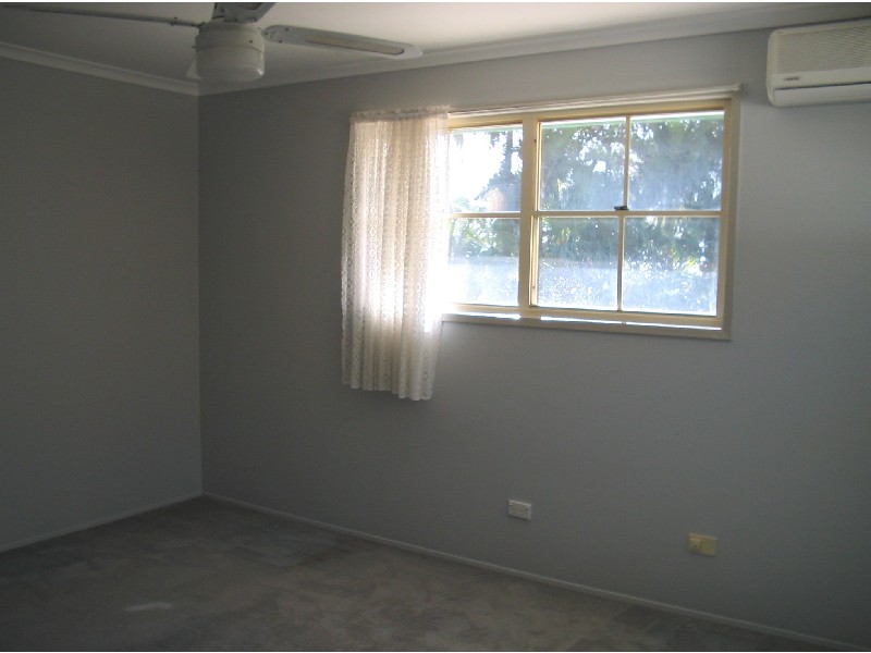 30 Ustinov Crescent, Mcdowall QLD 4053