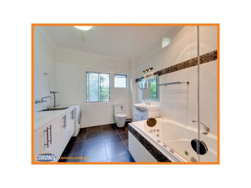 10 Fisher Parade, Zillmere QLD 4034