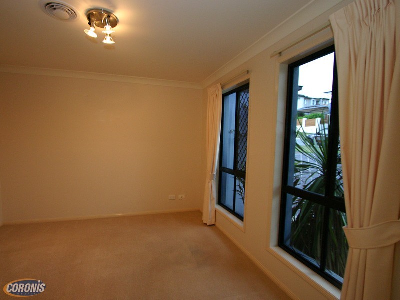 Arana Hills QLD 4054