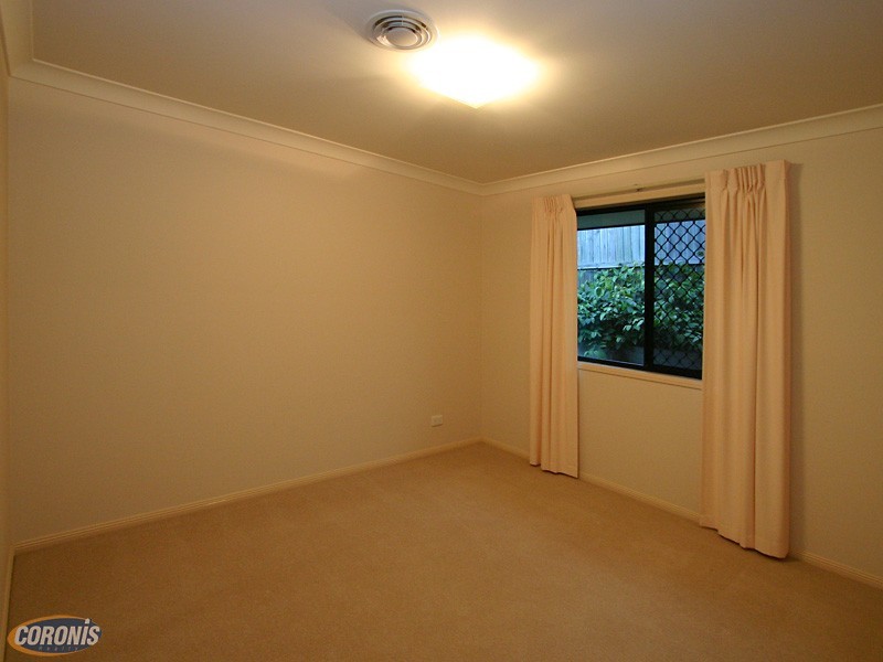Arana Hills QLD 4054