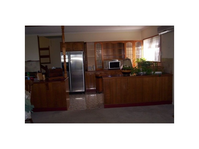 10 Coles Street, Arana Hills QLD 4054