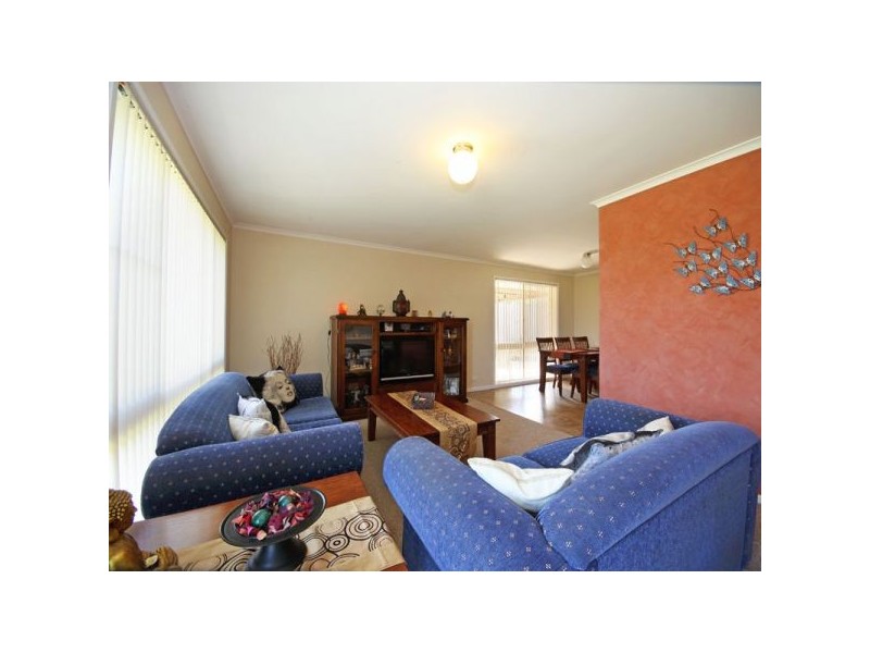 25 Emerson Drive, Morayfield QLD 4506