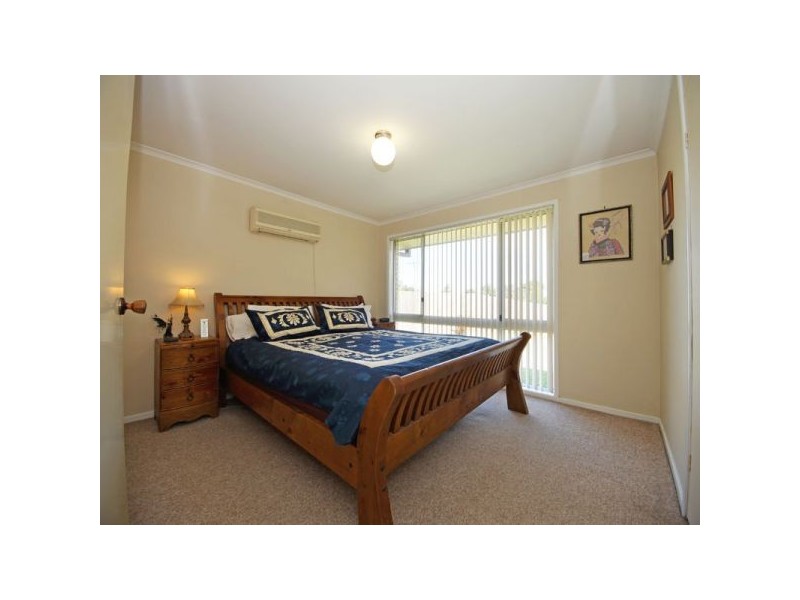 25 Emerson Drive, Morayfield QLD 4506