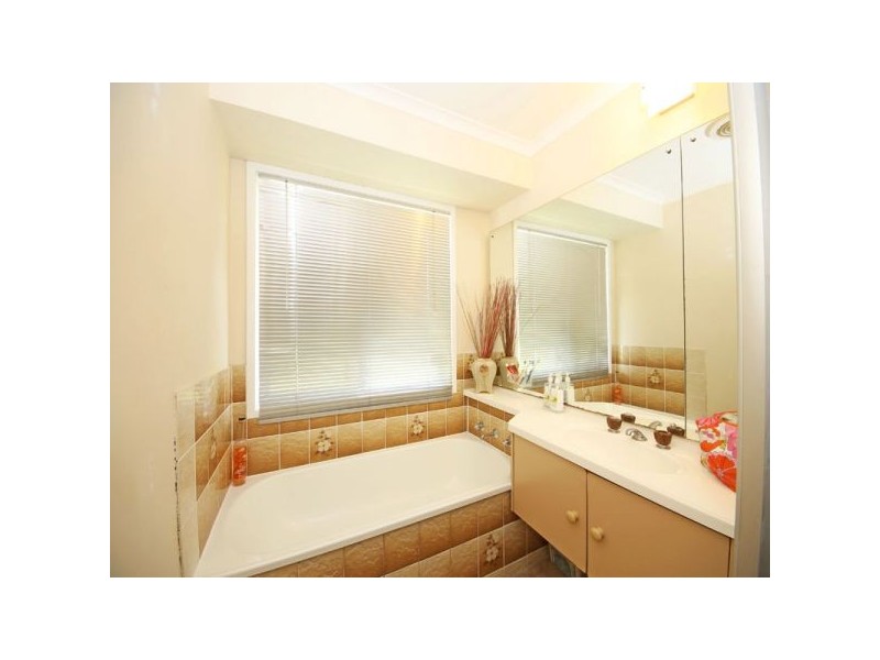 25 Emerson Drive, Morayfield QLD 4506