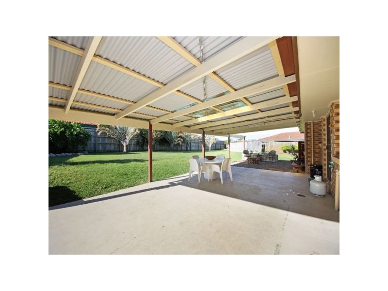 25 Emerson Drive, Morayfield QLD 4506