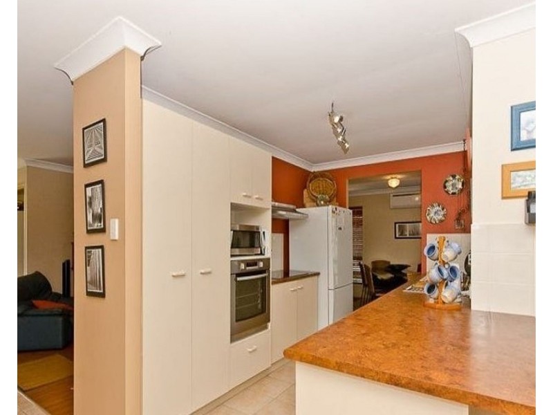 10 Waratah way, Morayfield QLD 4506