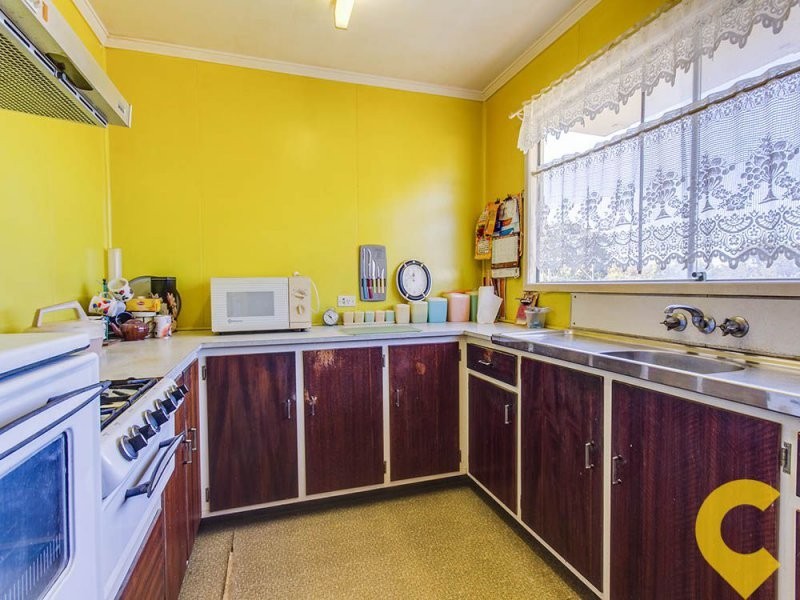 27 Narellan Street, Arana Hills QLD 4054