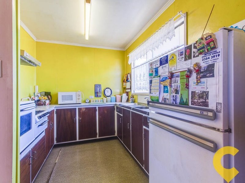 27 Narellan Street, Arana Hills QLD 4054