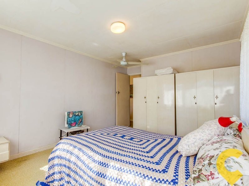 27 Narellan Street, Arana Hills QLD 4054