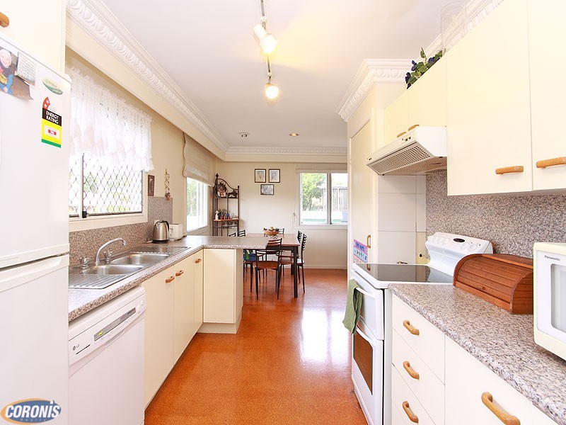 Ferny Hills QLD 4055
