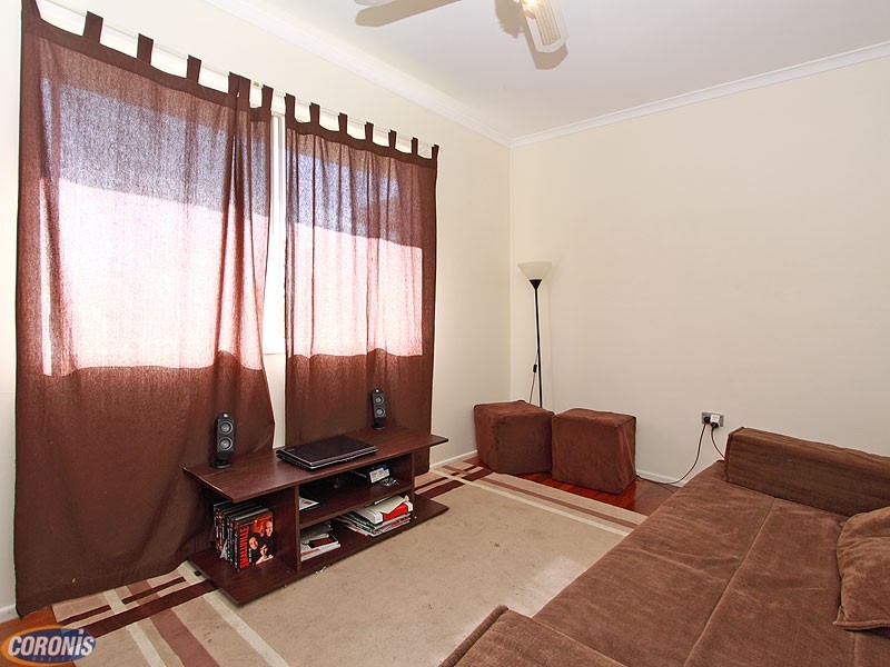 Arana Hills QLD 4054