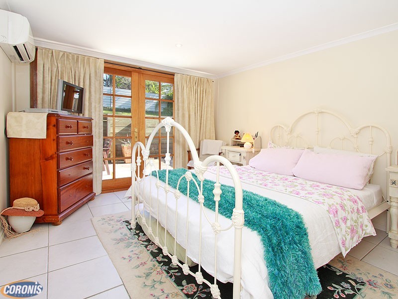 Arana Hills QLD 4054