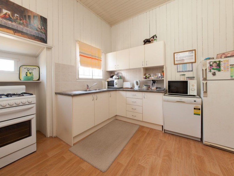 72 Nellie Street, Nundah QLD 4012