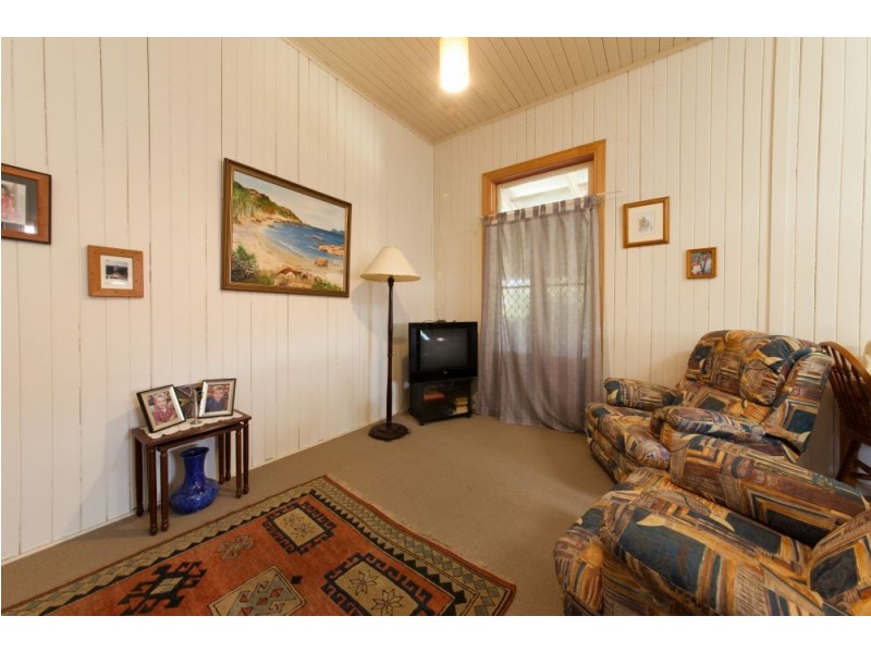 72 Nellie Street, Nundah QLD 4012