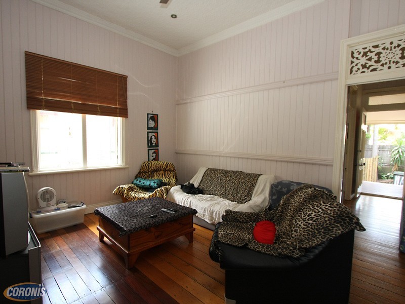 116 Albion Road, Windsor QLD 4030