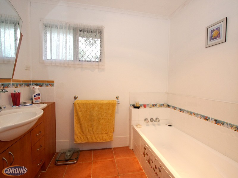 Ferny Hills QLD 4055