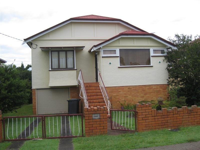 25 Crawford Ave, Stafford QLD 4053