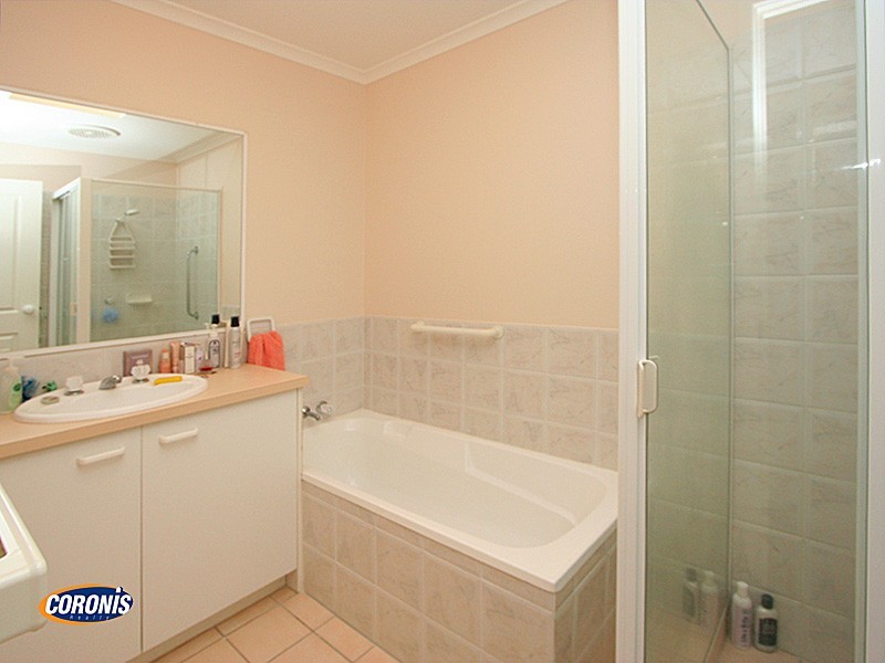 2/152 Bellmere Road, Bellmere QLD 4510