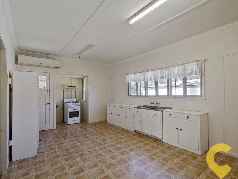 11 Boles Street, Stafford QLD 4053