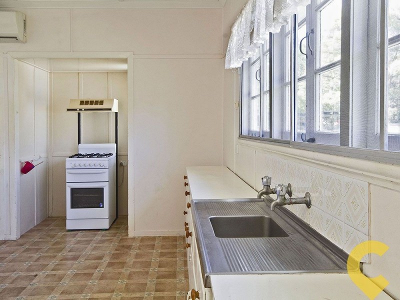 11 Boles Street, Stafford QLD 4053