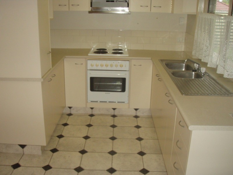 21 Blue Mountain Crescent, Warner QLD 4500