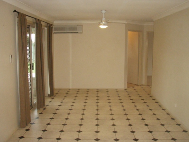 21 Blue Mountain Crescent, Warner QLD 4500
