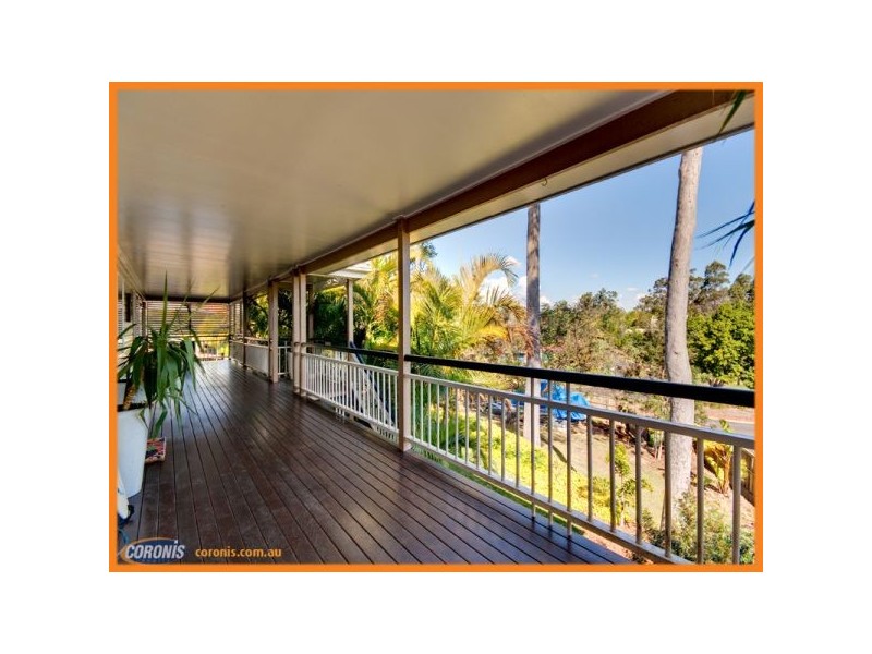 2 Woodfield Court, Ferny Hills QLD 4055