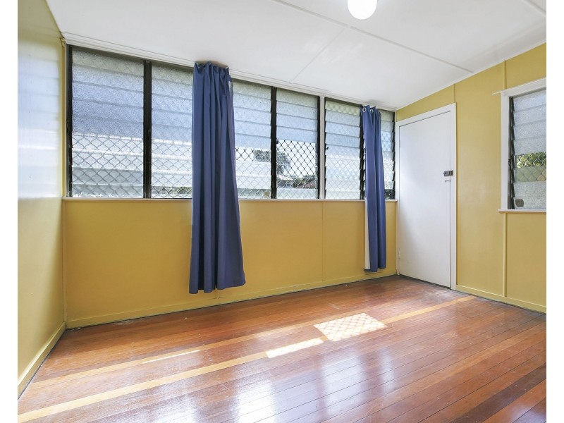 3 Gloucester Street, Brighton QLD 4017