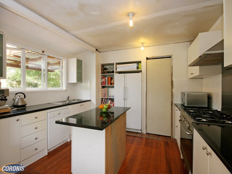 Arana Hills QLD 4054