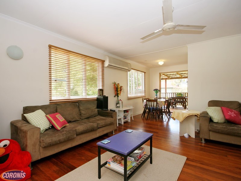 Arana Hills QLD 4054