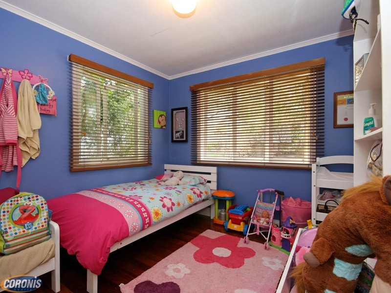 Arana Hills QLD 4054