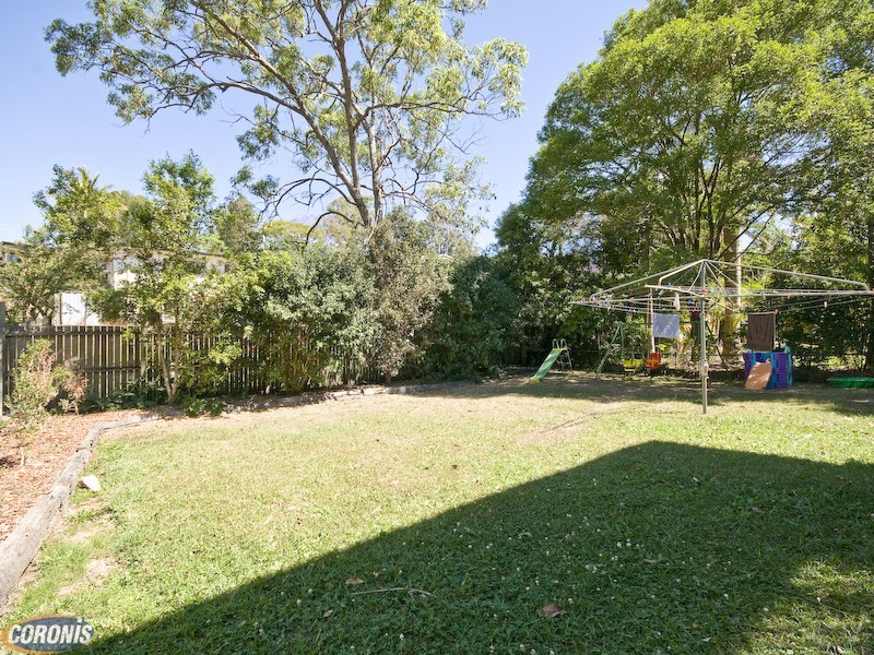 Arana Hills QLD 4054