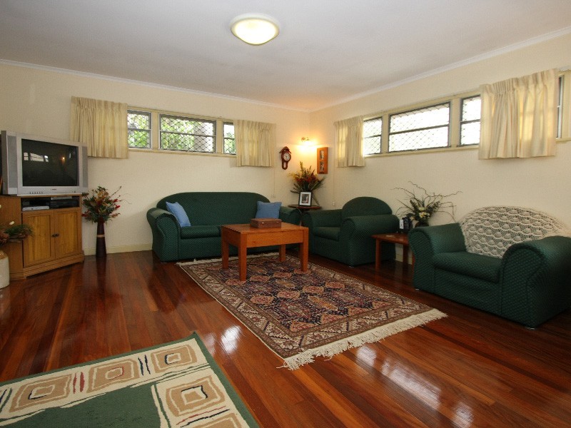 19 Whittaker Street, Chermside West QLD 4032