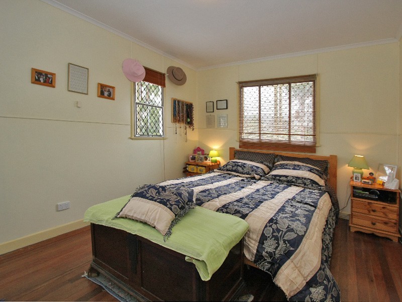 19 Whittaker Street, Chermside West QLD 4032