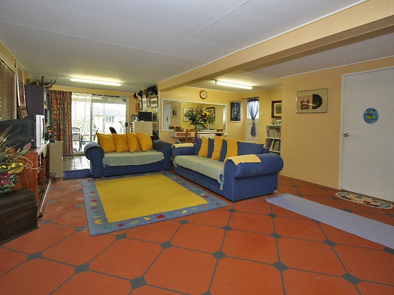 19 Whittaker Street, Chermside West QLD 4032