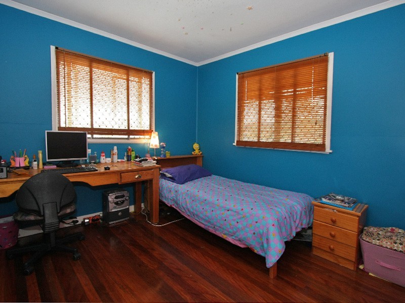 19 Whittaker Street, Chermside West QLD 4032