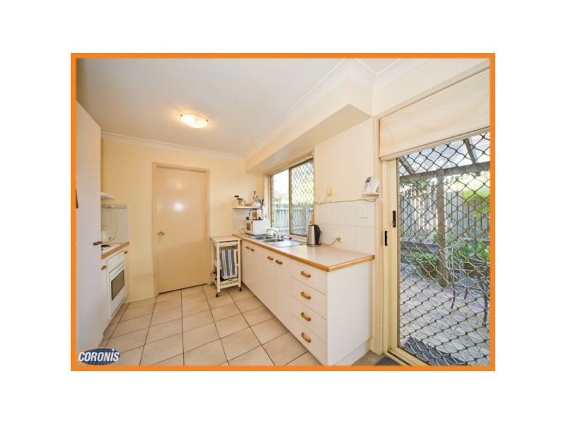4/6 Garden Terrace, Newmarket QLD 4051