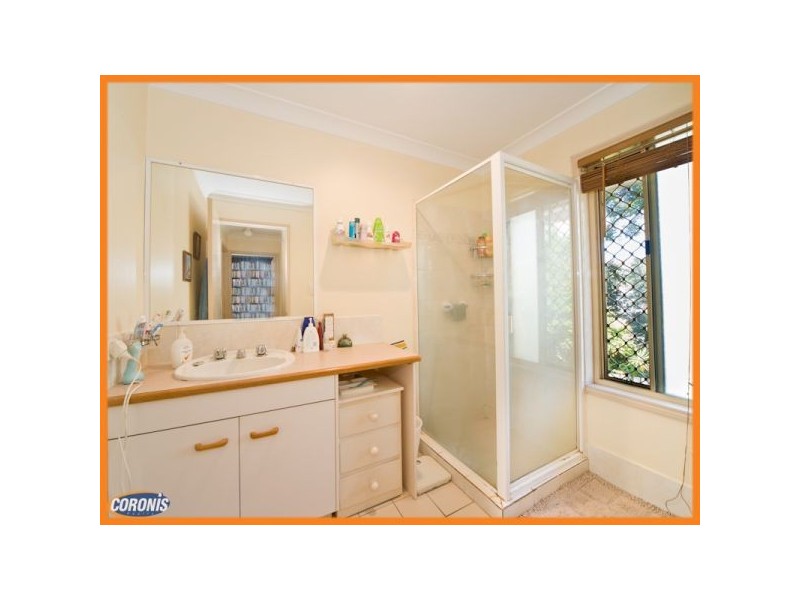 4/6 Garden Terrace, Newmarket QLD 4051