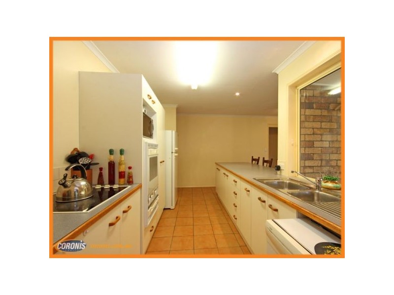 8 Whitby Street, Bracken Ridge QLD 4017