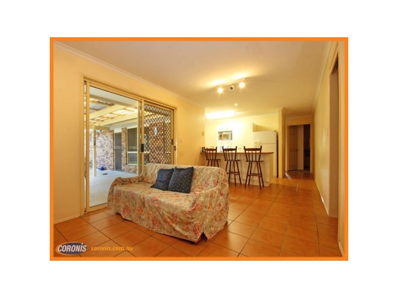 8 Whitby Street, Bracken Ridge QLD 4017