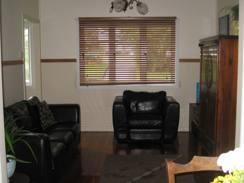 260  Kitchener Road, Stafford Heights QLD 4053