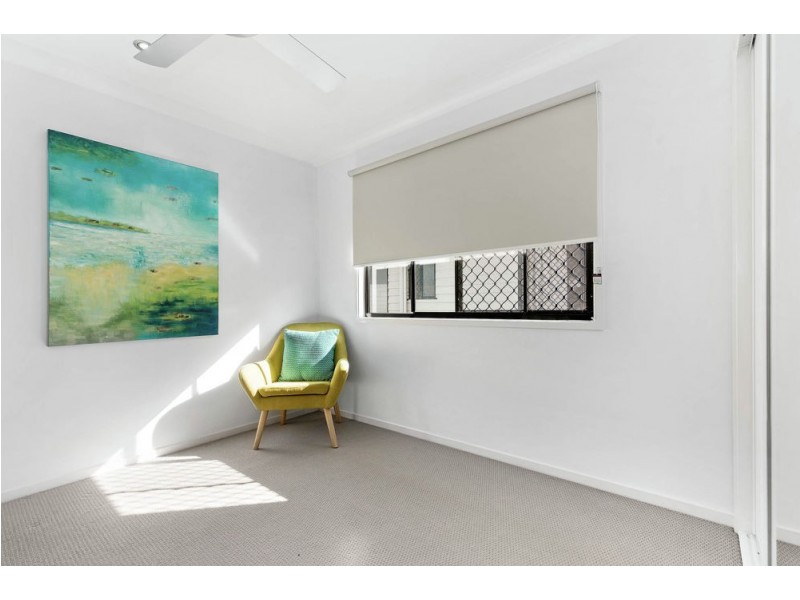 8 Watcombe Street, Wavell Heights QLD 4012