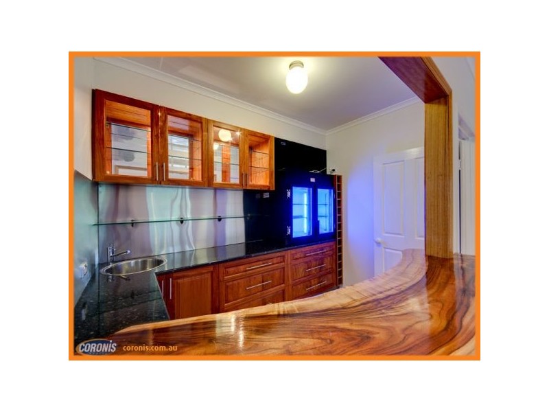 18 Keryn Place, Keperra QLD 4054