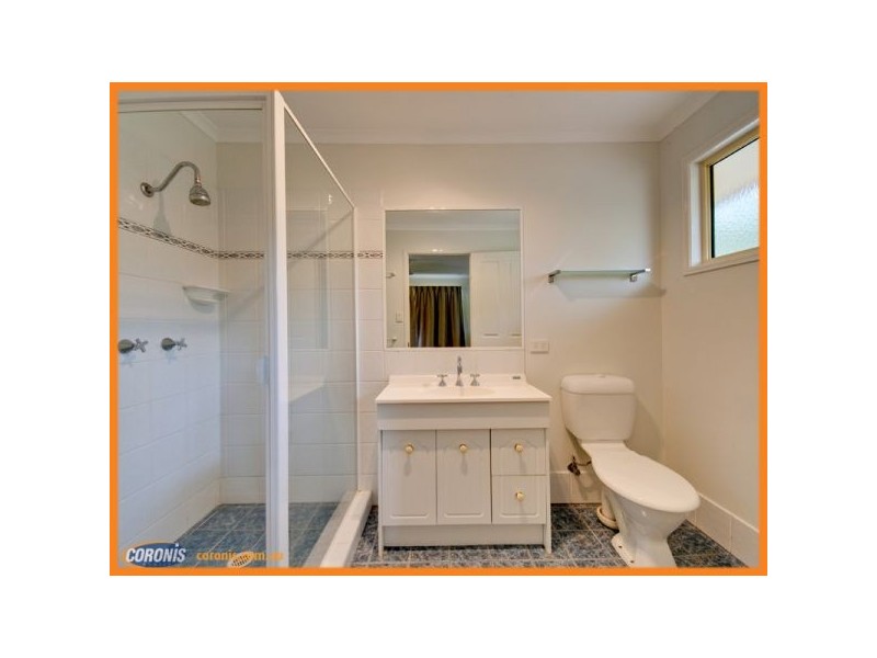 18 Keryn Place, Keperra QLD 4054