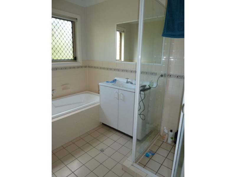 32 Thurlow Street, Newmarket QLD 4051