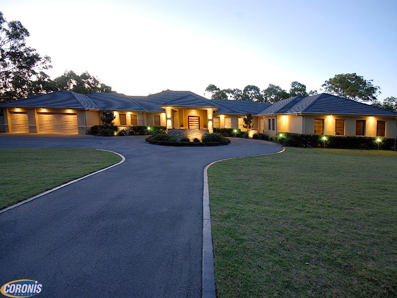 59 Camelot Place, Bridgeman Downs QLD 4035