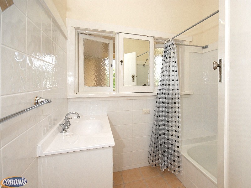 15 Dalmarnock Street, Enoggera QLD 4051