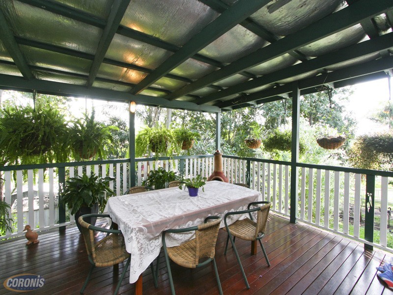 Arana Hills QLD 4054