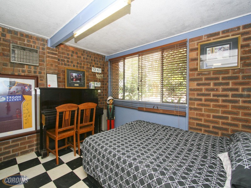 Arana Hills QLD 4054