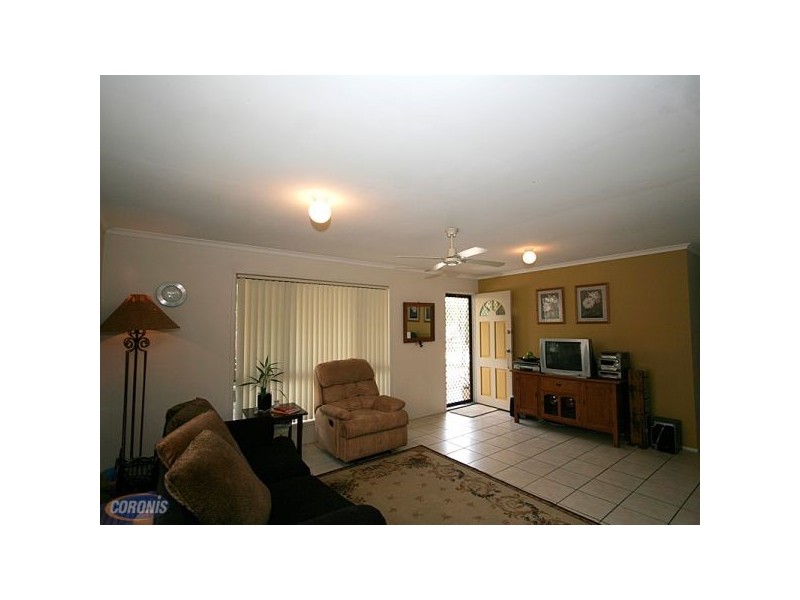 32 Olivia Street, Kallangur QLD 4503